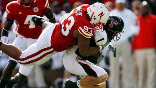 Ndamukong Suh 2009 Nebraska vs. Texas Tech football USATSI_4044033